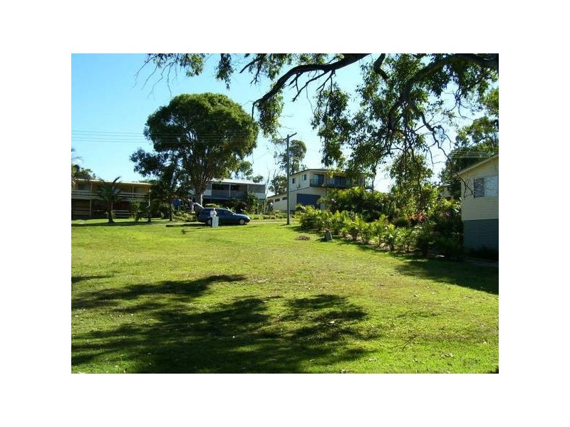 14 Coorong Street, Macleay Island QLD 4184