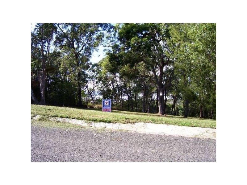 75 Beelong street, Macleay Island QLD 4184