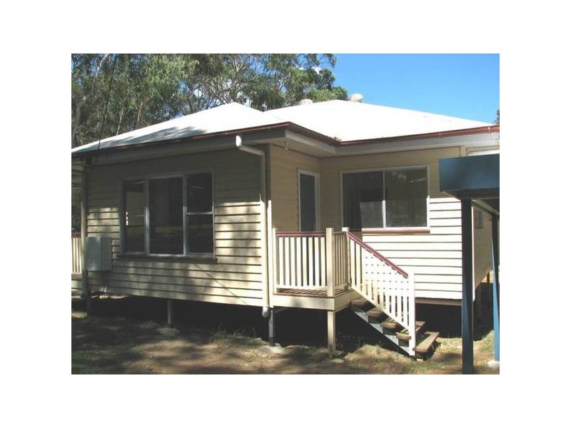 22 Tingara Street, Macleay Island QLD 4184