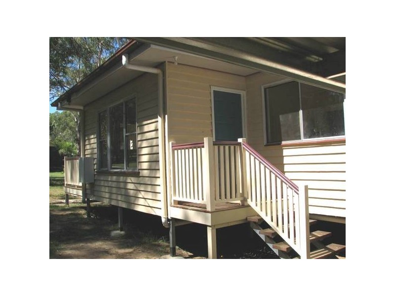 22 Tingara Street, Macleay Island QLD 4184