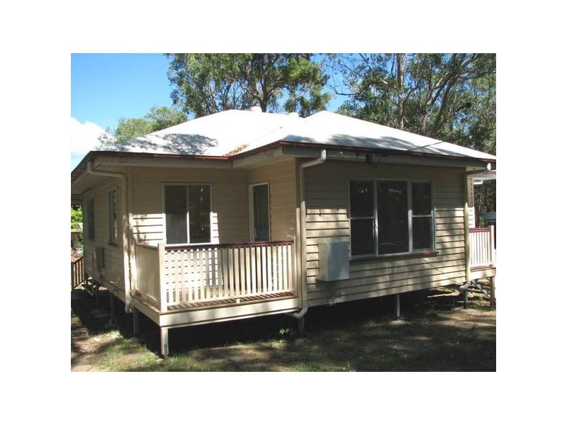22 Tingara Street, Macleay Island QLD 4184
