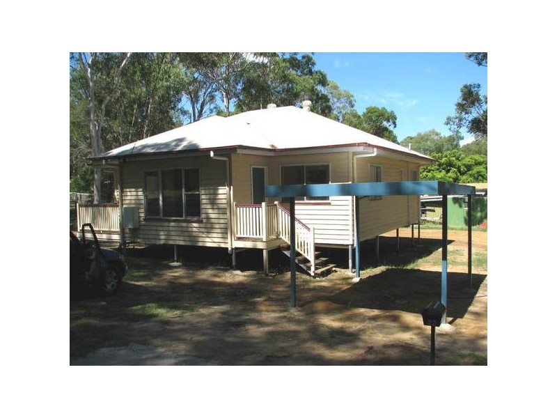 22 Tingara Street, Macleay Island QLD 4184