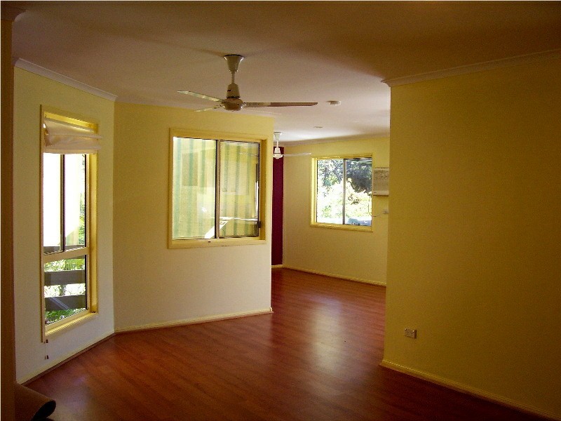 21 Ashton Street, Macleay Island QLD 4184