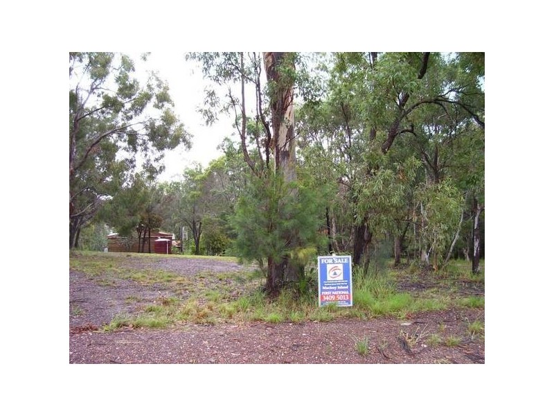15 Ilya Street, Macleay Island QLD 4184