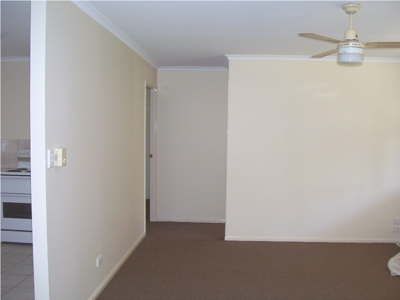 16 Brolga Street, Macleay Island QLD 4184