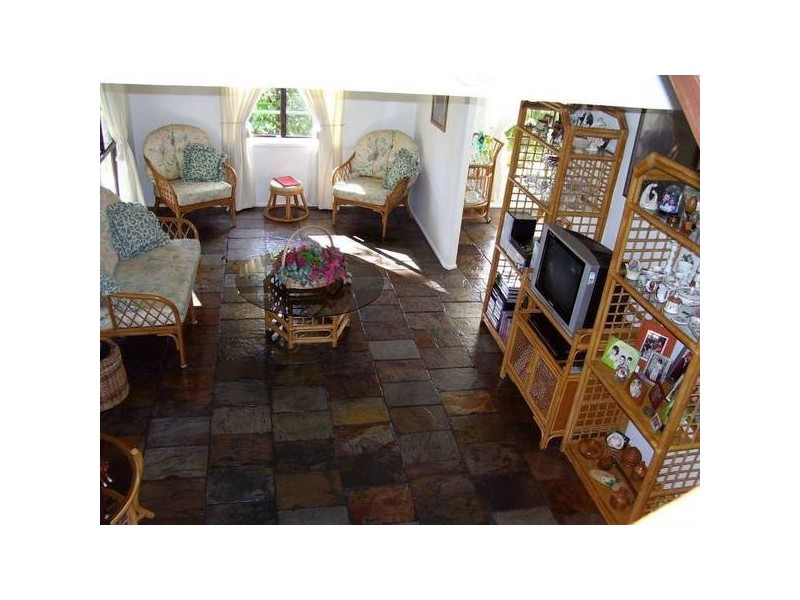 68 Coondooroopa Drive, Macleay Island QLD 4184