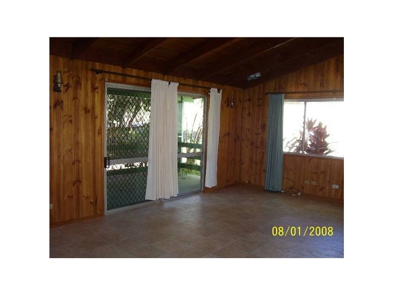 27 Ilya Street, Macleay Island QLD 4184