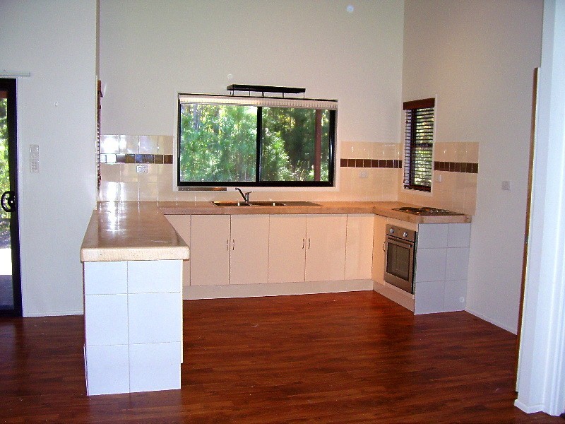29 Nugent Street, Macleay Island QLD 4184