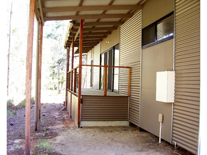 29 Nugent Street, Macleay Island QLD 4184