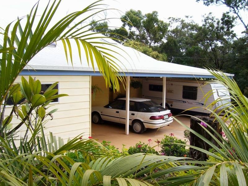 27 Cliff Terrace, Macleay Island QLD 4184