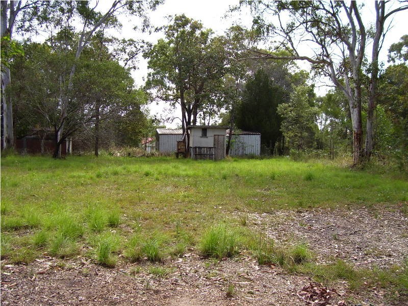 7 Glen Street, Macleay Island QLD 4184