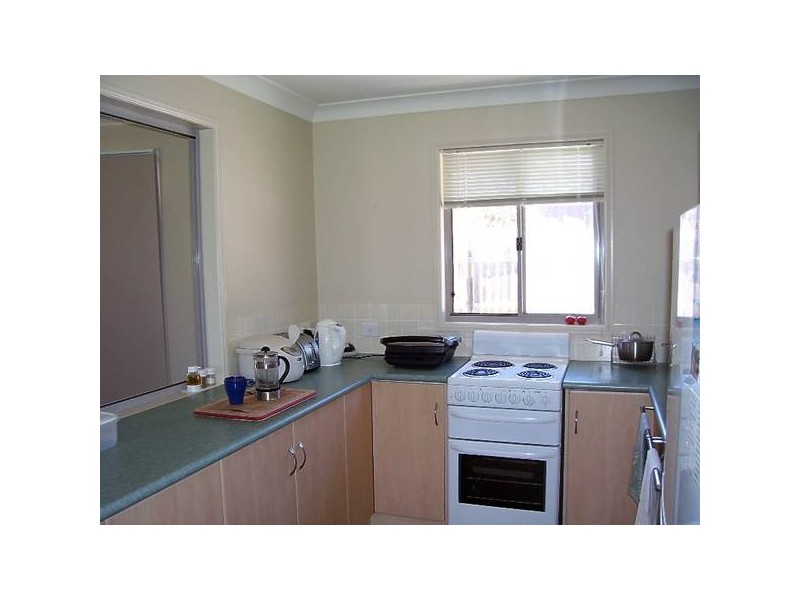 8-10 Gordon Road, Macleay Island QLD 4184