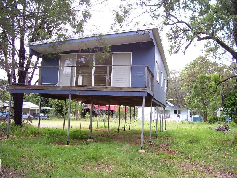 2 CITRON STREET, Macleay Island QLD 4184