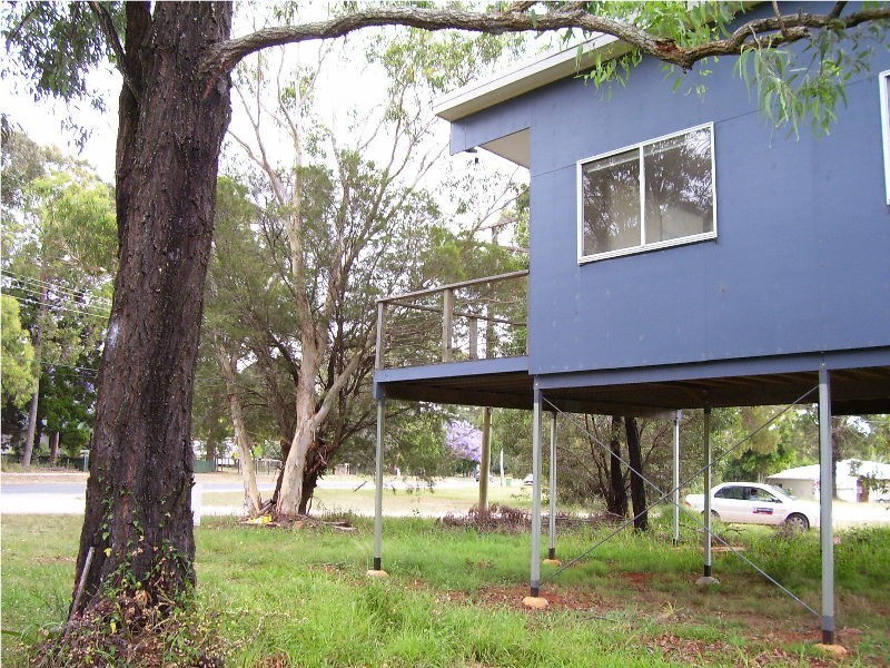 2 CITRON STREET, Macleay Island QLD 4184