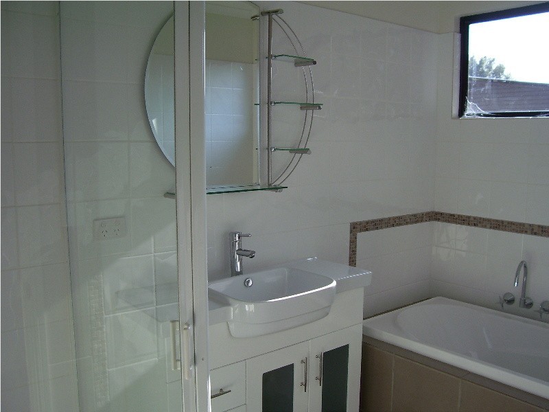 32 Lonicera Street, Macleay Island QLD 4184