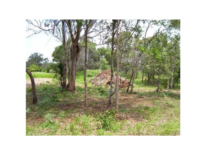 58 Francis Road, Macleay Island QLD 4184