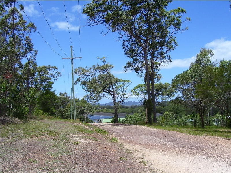 212 KATE STREET, Macleay Island QLD 4184