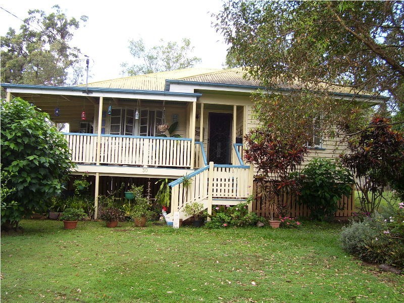 30 Coast Road, Macleay Island QLD 4184
