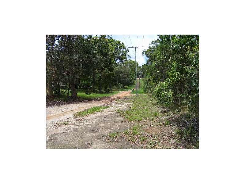 17 RHODES STREET, Macleay Island QLD 4184