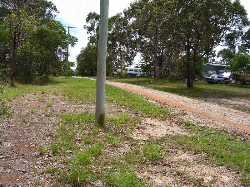 17 RHODES STREET, Macleay Island QLD 4184