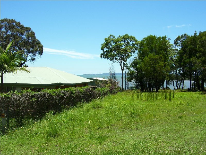 7 Wren Street, Macleay Island QLD 4184
