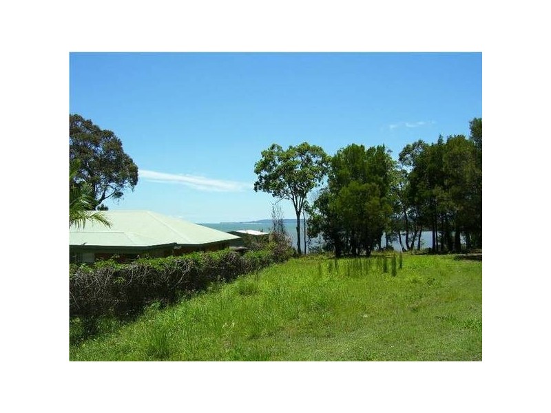 7 Wren Street, Macleay Island QLD 4184