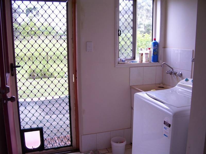 64 Scotts Road, Macleay Island QLD 4184