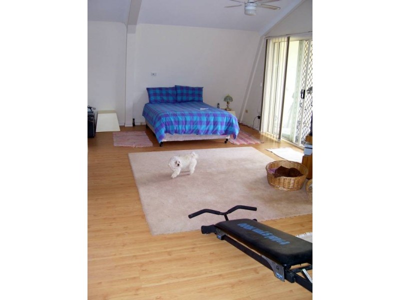 64 Scotts Road, Macleay Island QLD 4184