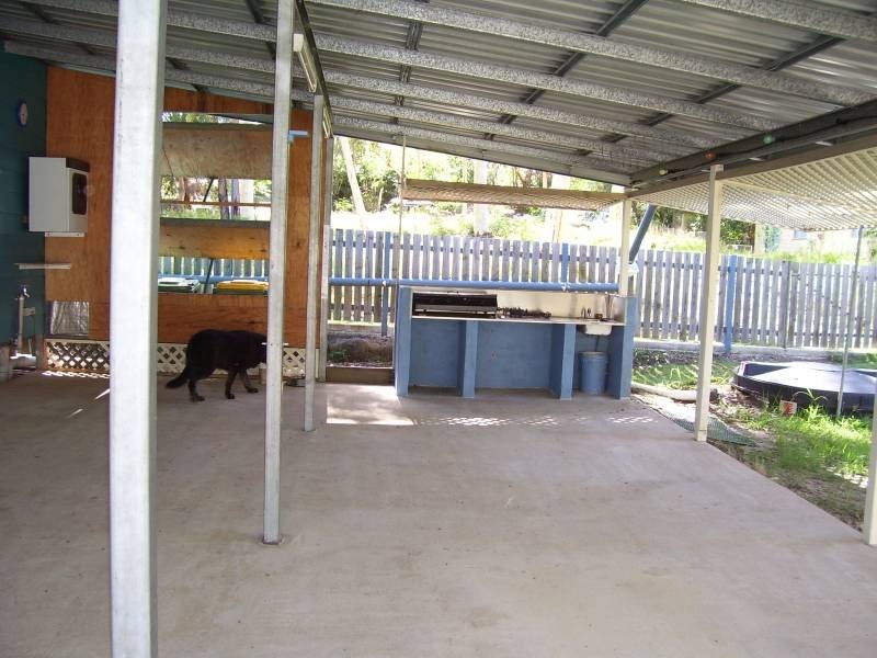 10 Panaroo Street, Macleay Island QLD 4184