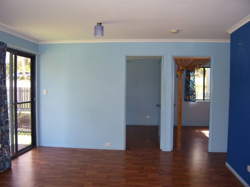 10 Panaroo Street, Macleay Island QLD 4184
