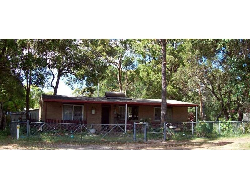 3 Robin Street, Macleay Island QLD 4184