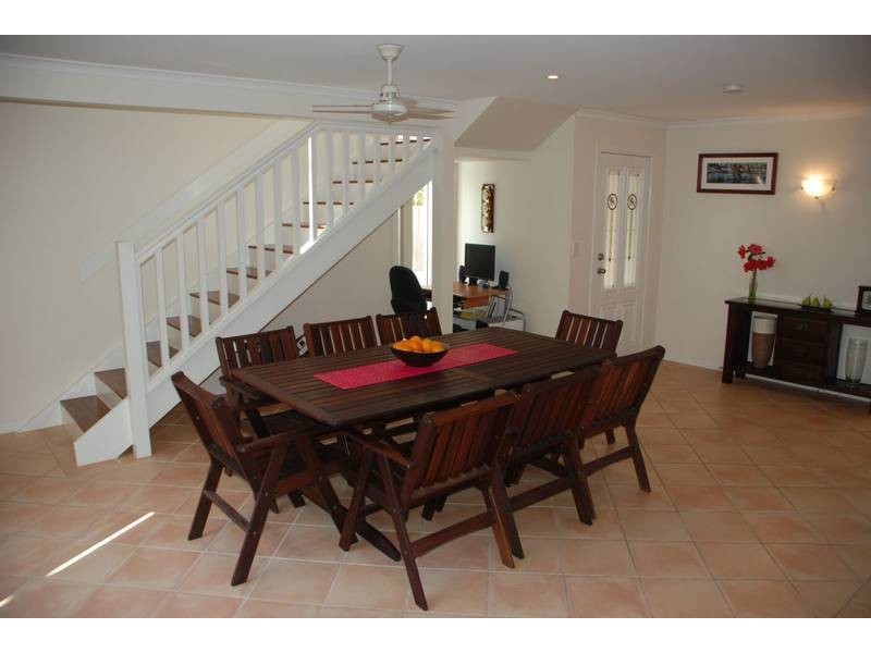 5/6 Pacific Parade, Yamba NSW 2464