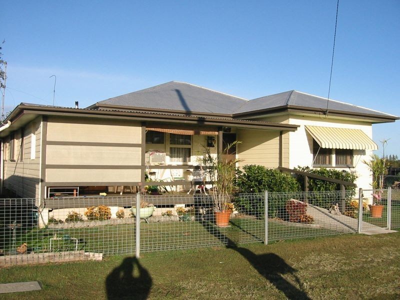 320 School Road, Palmers Island NSW 2463