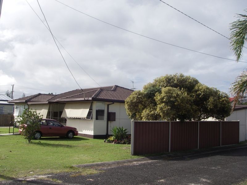 11 River Street, Yamba NSW 2464