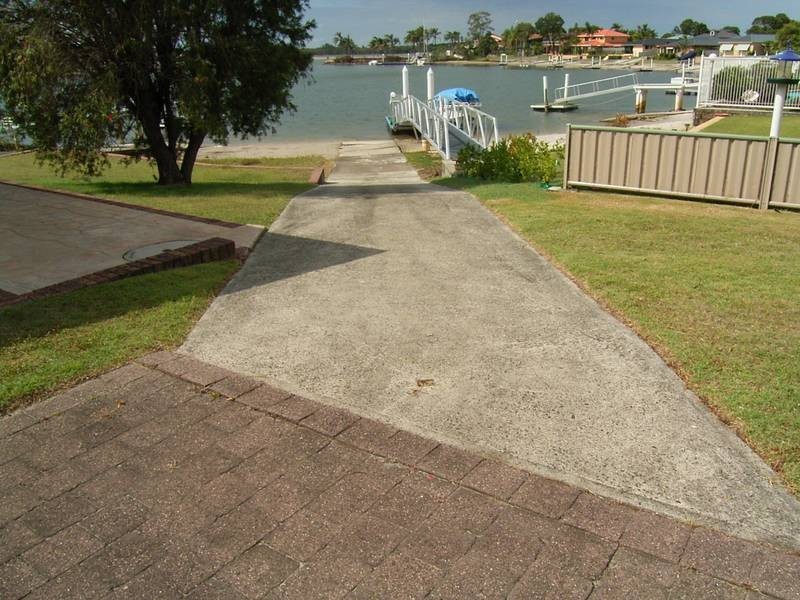 14 Mariners Way, Yamba NSW 2464