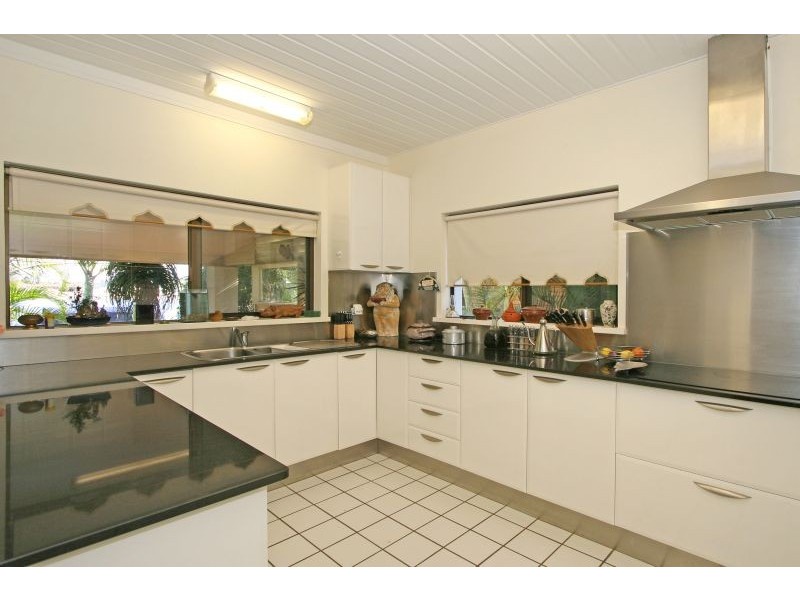 27 Melaleuca Drive, Yamba NSW 2464