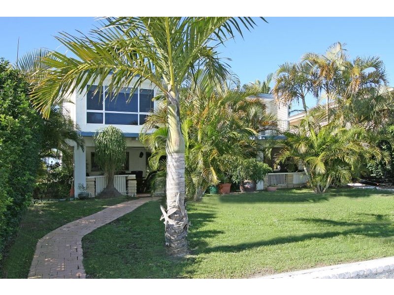 27 Melaleuca Drive, Yamba NSW 2464