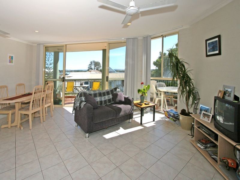 4/10 Claude Street, Yamba NSW 2464