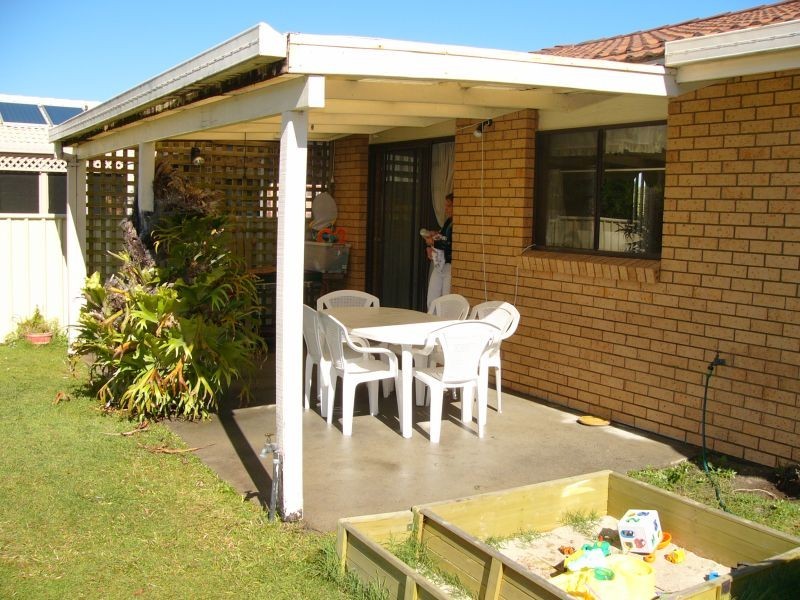 10 Binnacle Crt, Yamba NSW 2464