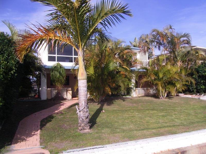 27 Melaleuca Drive, Yamba NSW 2464