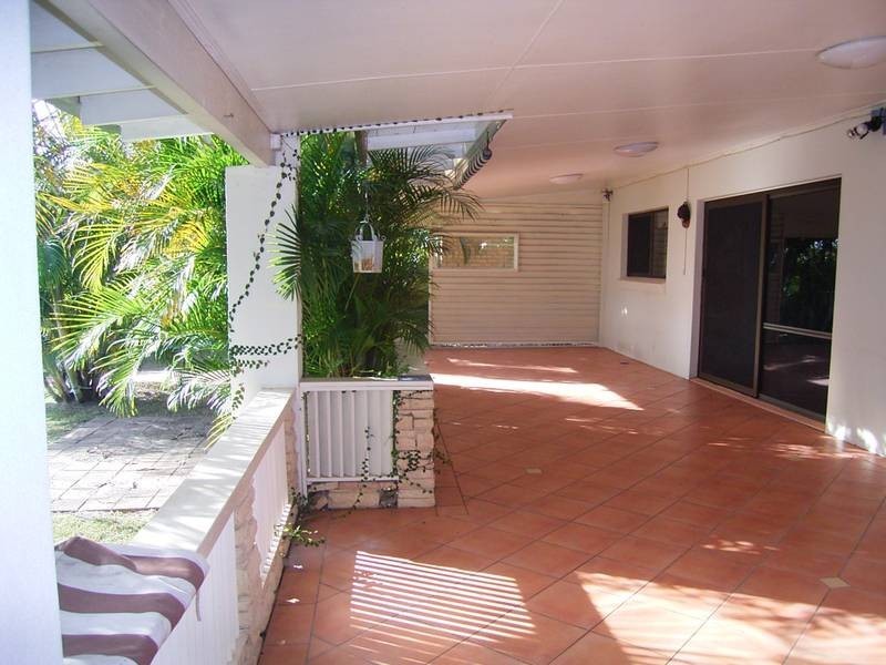 27 Melaleuca Drive, Yamba NSW 2464
