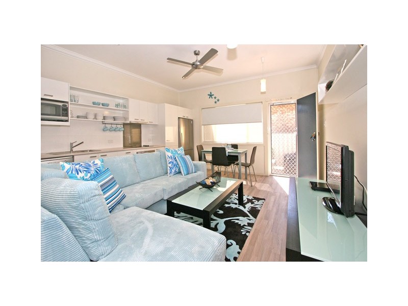 2/3 Harwood Street, Yamba NSW 2464