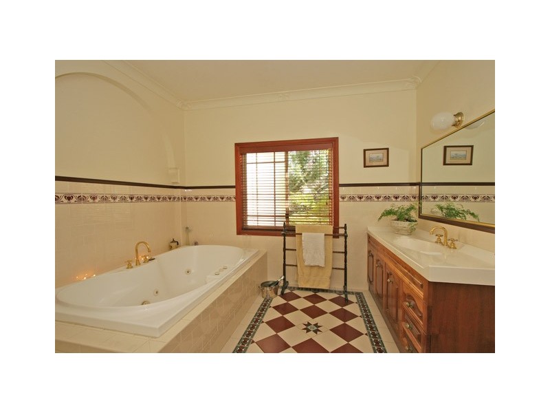 1 Wood Street, Wooloweyah NSW 2464