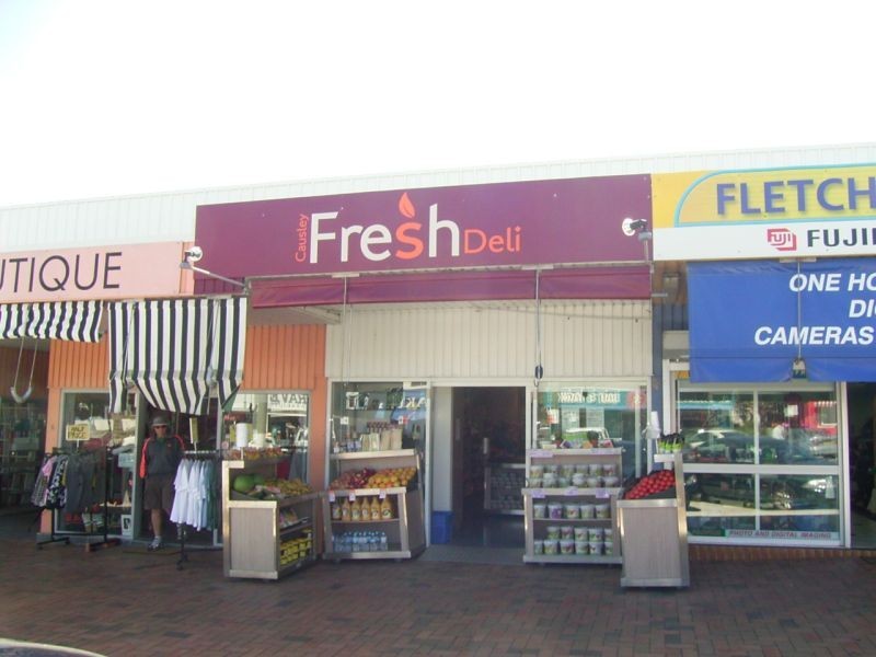 6 Yamba Street, Yamba NSW 2464