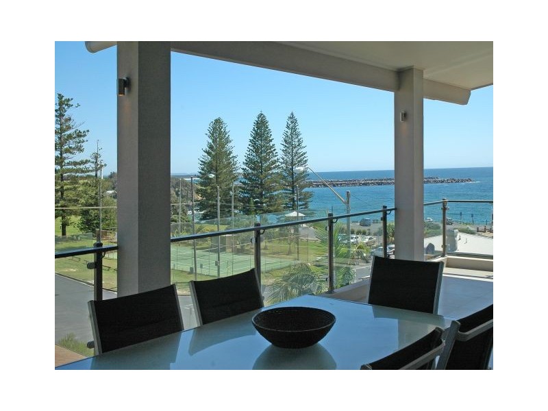 1/33 Clarence Street, Yamba NSW 2464