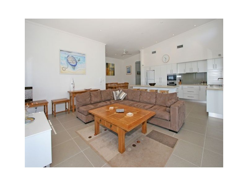 1/33 Clarence Street, Yamba NSW 2464