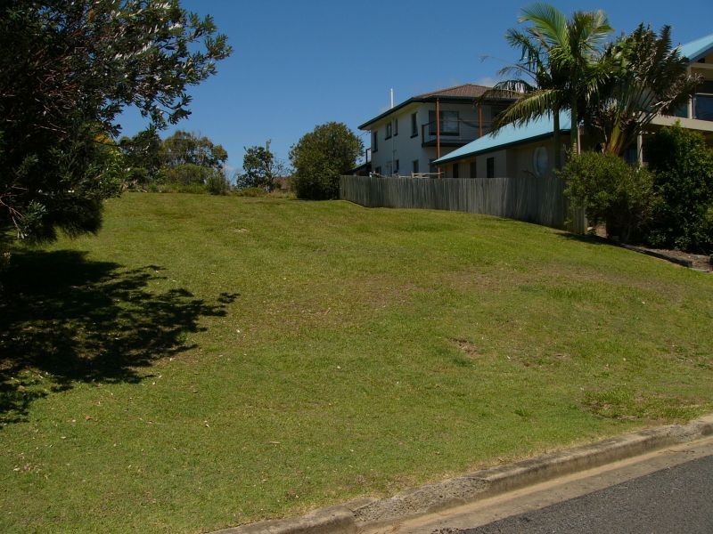 12 Pacific Street, Angourie NSW 2464