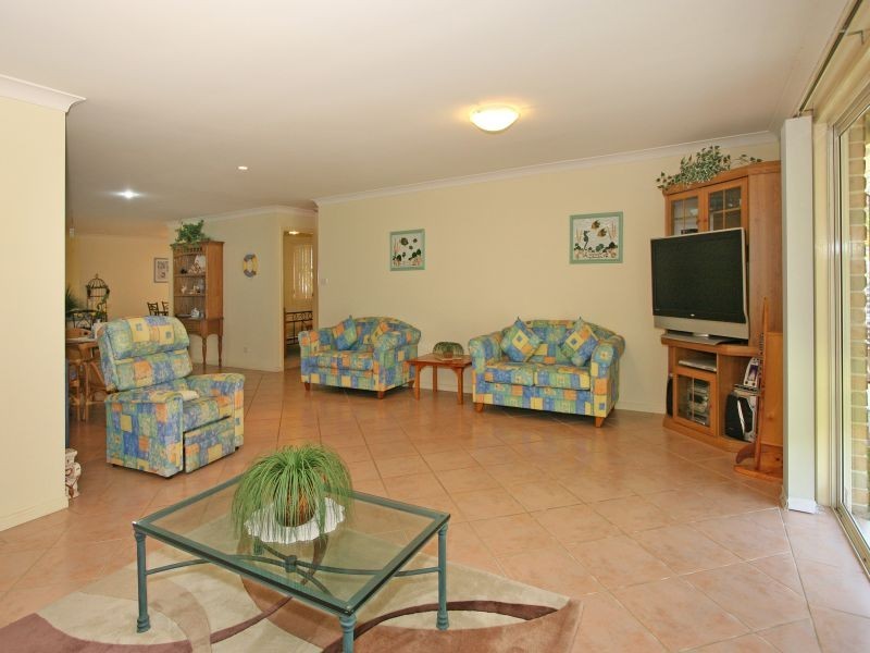 5 Abelia Ave, Yamba NSW 2464