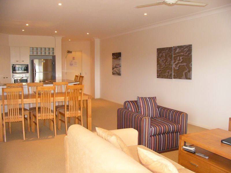 20 Pacific Parade, Yamba NSW 2464