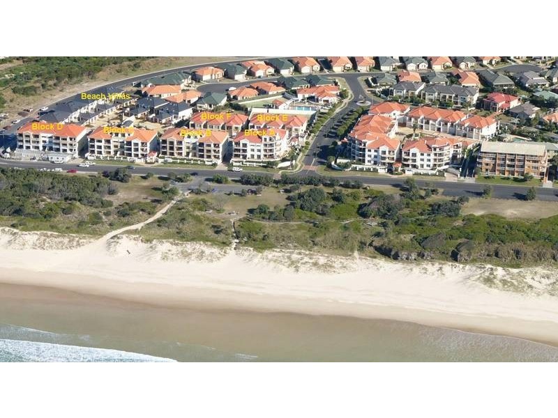 20 Pacific Parade, Yamba NSW 2464